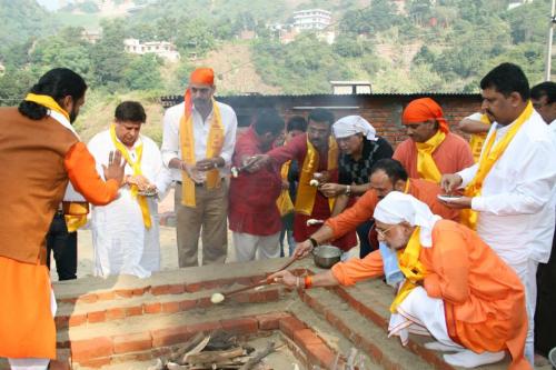 374484 652074691512073 1370519822 n